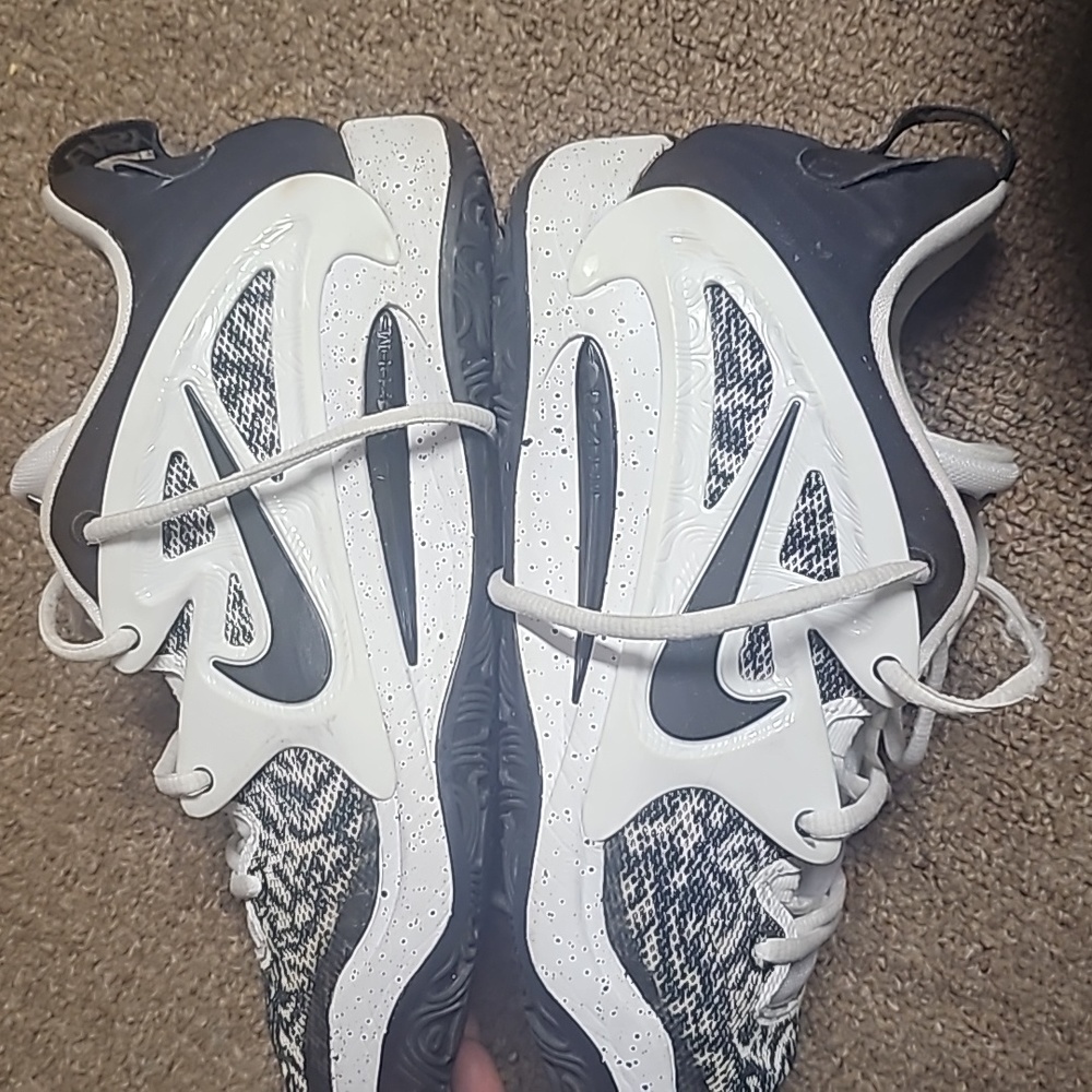 Nike KD 15 Team Oreo White Black Kevin Durant KD Men's - Picture 5 of 15